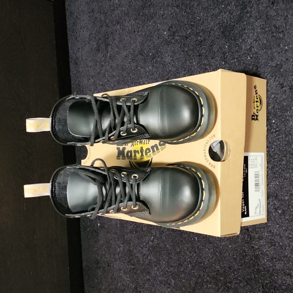 Dr martens vegan 101 black boots (23984001)